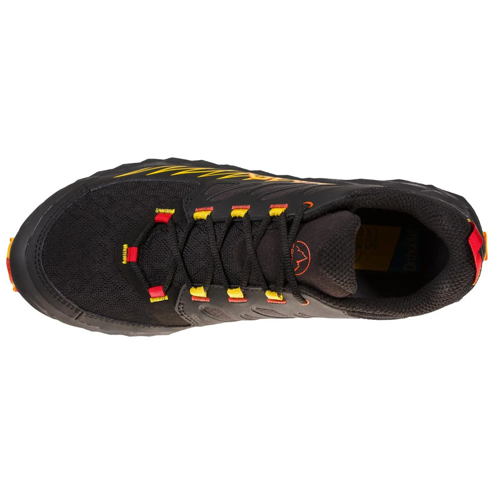 Pánské trailové boty La Sportiva Lycan GTX  Black  45,5.

Bota má také zabudovanou technologii Impact Brake System, která až o 20 % tlumí nárazy.

Klíčové vlastnosti:


	špičkové offroadové boty pro střední a delší vzdálenosti
	Gore-Tex - voděodolný a zároveň prodyšný svrchní materiál
	tlumení Impact Brake System pro co nejlepší pohlcení dopadu
	široký střih
	pryžová ochrana špičky proti okopání
	klasické šněrování
Technický popis:


	
		
			Hmotnost
			730 g (pár)
		
		
			Svršek
			voduodpuzující síťovina s oděruvzdorným vyztužením, TPU ochrana palce
		
		
			Podšívka
			Gore-Tex Extended Comfort
		
		
			Mezipodešev
			vstřikovaná EVA pěna
		
		
			Podešev
			FriXion Blue
		
		
			Tlumící systém
			Impact Brake System
		
		
			Drop
			6 mm