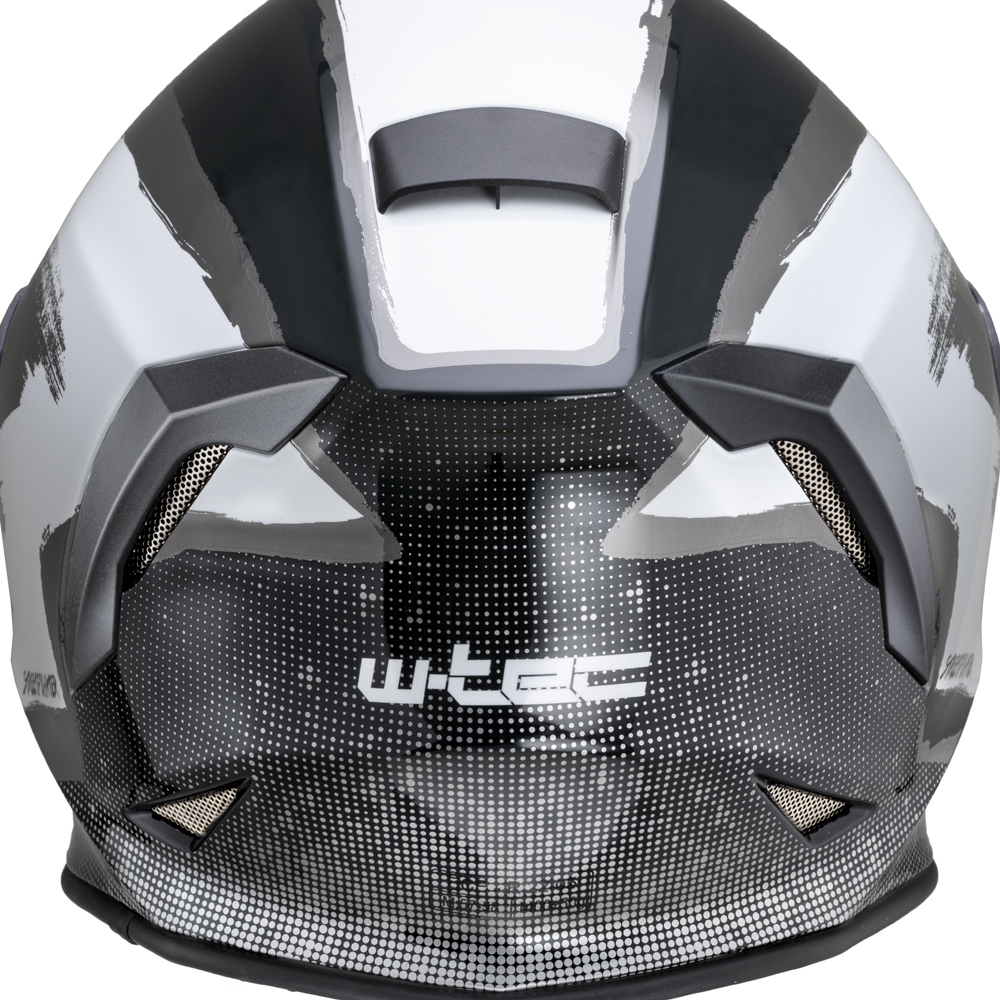 Moto přilba W-TEC Integra Graphic  Black-White  L (59-60).

Komfortní podšívka je odnímatelná a omyvatelná a je vyrobena z prodyšného materiálu odvádějícího pot tak, aby byla pohodlná za všech okolností.

Plně ventilovaná lehká skořepina závodního stylu s agresivním tvarem a atraktivním barevným motivem zajistí, že s moto přilbou W-TEC Integra Graphic vyniknete v jakémkoliv davu.

Bonusem k helmě je druhé plexi v balení, které je zatmavené, a tak se hodí především pro denní jízdu za jasného počasí, zejména proti ostrému slunci.


	aerodynamický tvar
	uzavíratelný ventilační systém s otvory na bradě a horní části přilby (Crown Ventilation System)
	výdechy na zadní části přilby
	čiré plexi odolné proti poškrábání, odnímatelné
	druhé zatmavené plexi součástí balení
	s přípravou pro Pinlock 70 (piny na folie proti zamlžování)
	vyjímatelné prodyšné polstrování, omyvatelné
	rychloupínací přezka
	atraktivní grafika
	materiál skořepiny: ABS
	hmotnost: 1400 g
	certifikace: ECE-R 22.05 (bezpečnostní norma pro evropský trh)