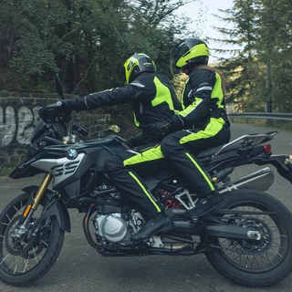 Férfi motoros kabát W-TEC Brandon - fekete-fluor sárga