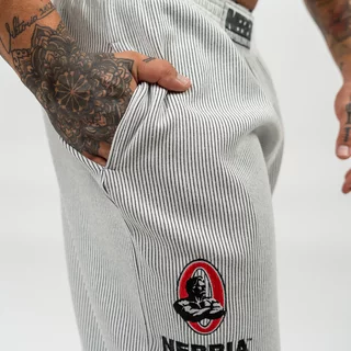 Luźne spodnie dresowe z kieszeniami Nebbia Signature 702