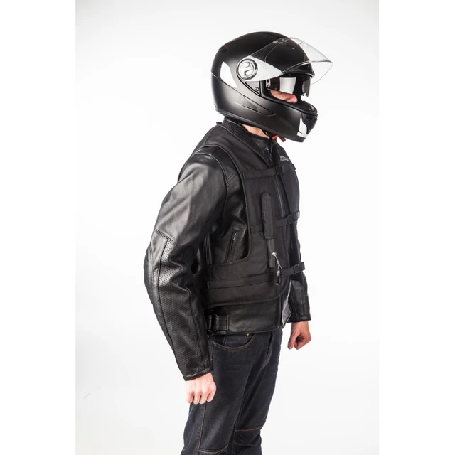 Motorrad-2 | Packing the hip air cushion. | motorcycle | - hit-air -  Werable Airbag | Mugen Denko Co., Ltd.