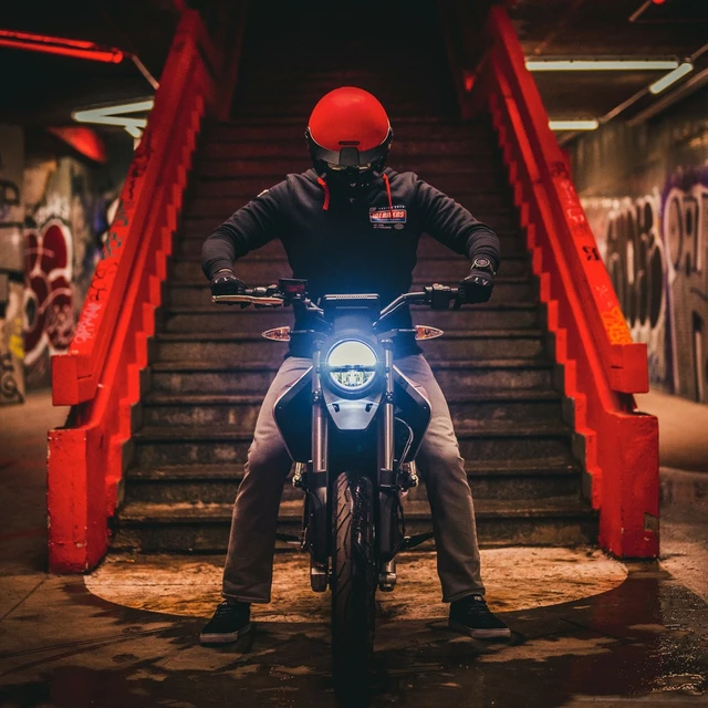 Motorcycle Helmet Cassida Handy Plus Linear Pearl Matte Red/Black