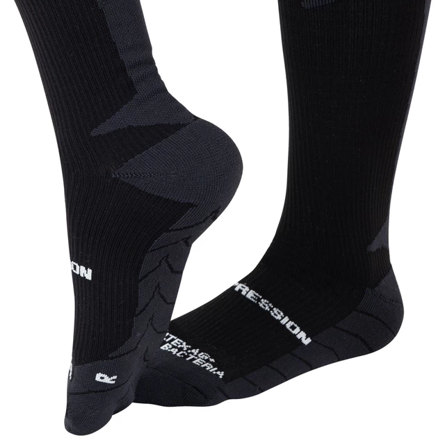 Kompresné klasické ponožky inSPORTline Compagio AG+ - čierna