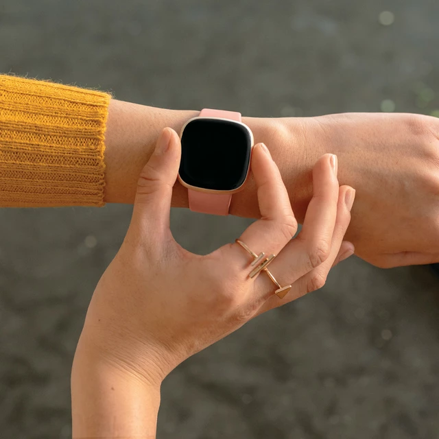 Smart Watch Fitbit Versa 3 Pink Clay/Soft Gold Aluminum