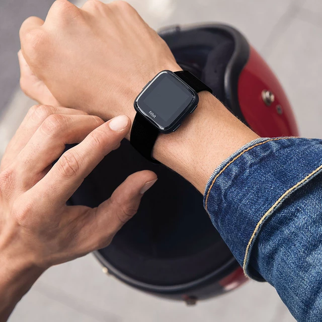 Smart Watch FITBIT Versa Black/Black Aluminum