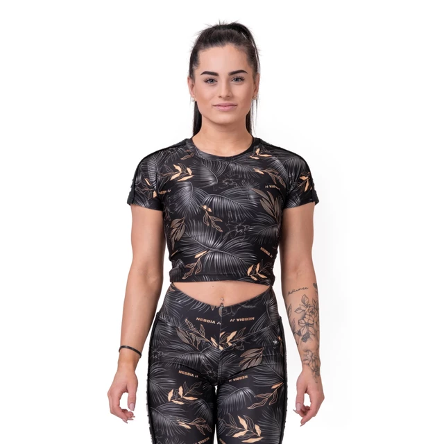 Dámský crop top Nebbia Active 568 - Volcanic Black