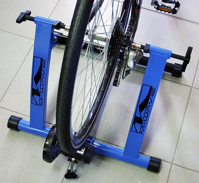 Indoor Magnetic Bike Trainer M-Wave