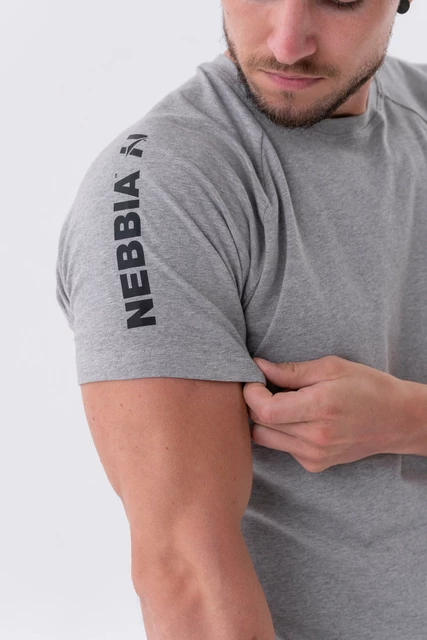Pánske športové tričko Nebbia „Essentials“ 326