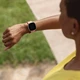 Chytré hodinky Fitbit Versa 3 Pink Clay/Soft Gold Aluminum