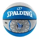 Der Ball für das Basketballspiel Spalding Spalding Dallas Mavericks